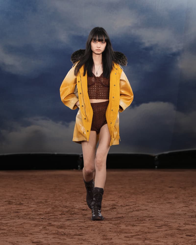 Burberry 2026 夏季系列：讓你知道英倫詩人也懂搖滾音樂！