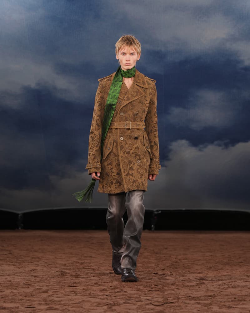 Burberry 2026 夏季系列：讓你知道英倫詩人也懂搖滾音樂！