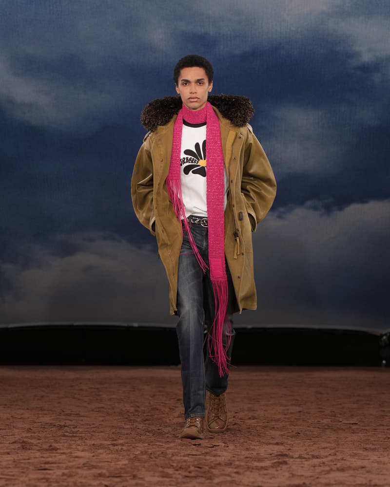 Burberry 2026 夏季系列：讓你知道英倫詩人也懂搖滾音樂！