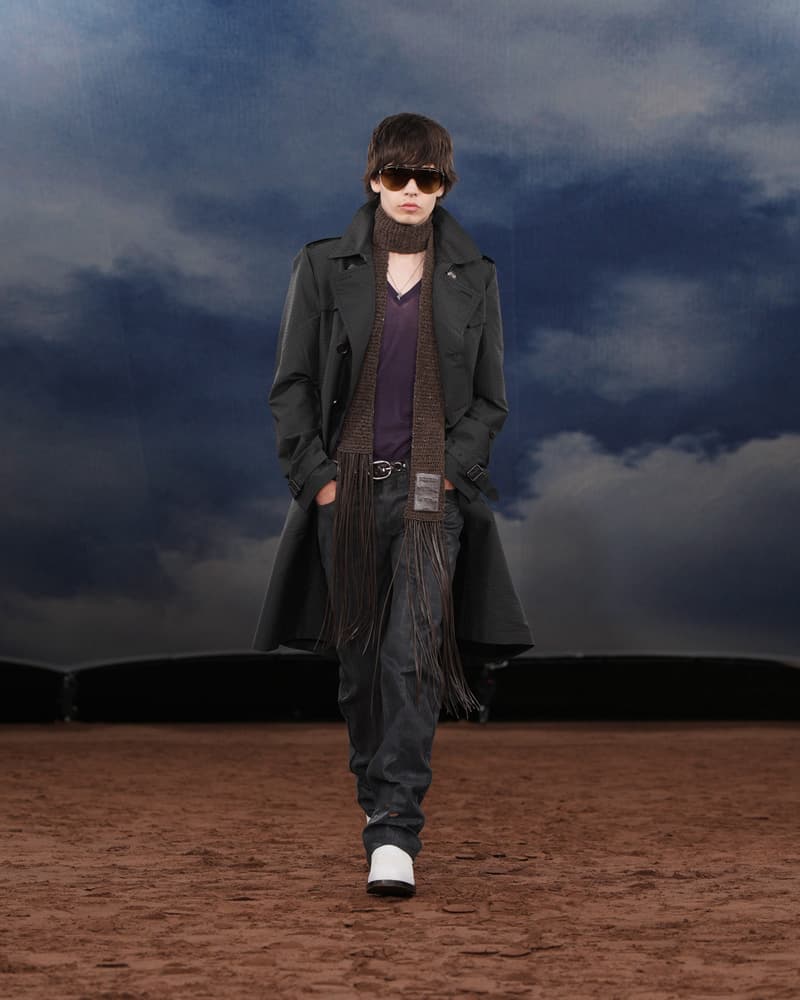 Burberry 2026 夏季系列：讓你知道英倫詩人也懂搖滾音樂！