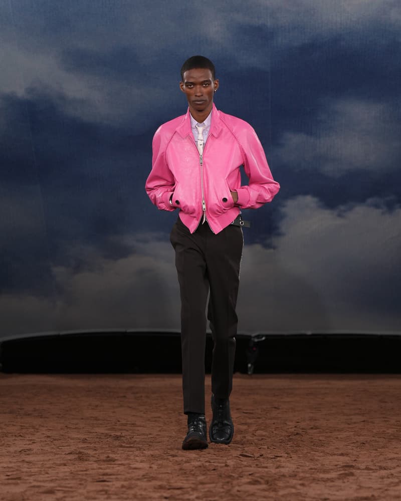 Burberry 2026 夏季系列：讓你知道英倫詩人也懂搖滾音樂！