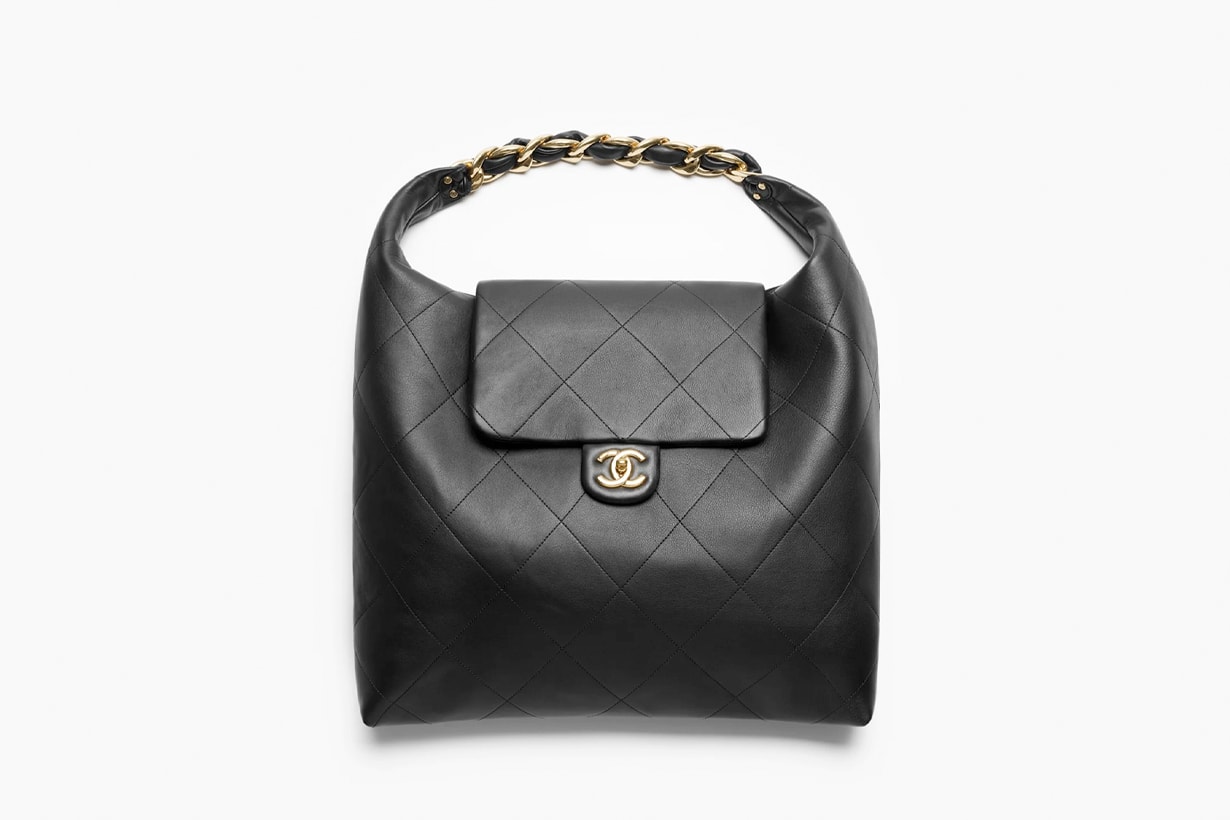 chanel 25 fall winter maxi hobo bag price highlight