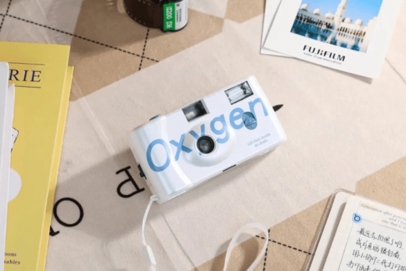 富士又出高顏值底片神機：全新 Oxygen Camera「氧氣相機」輕鬆拍出日系輕透感！和果凍相機哪裏不一樣？