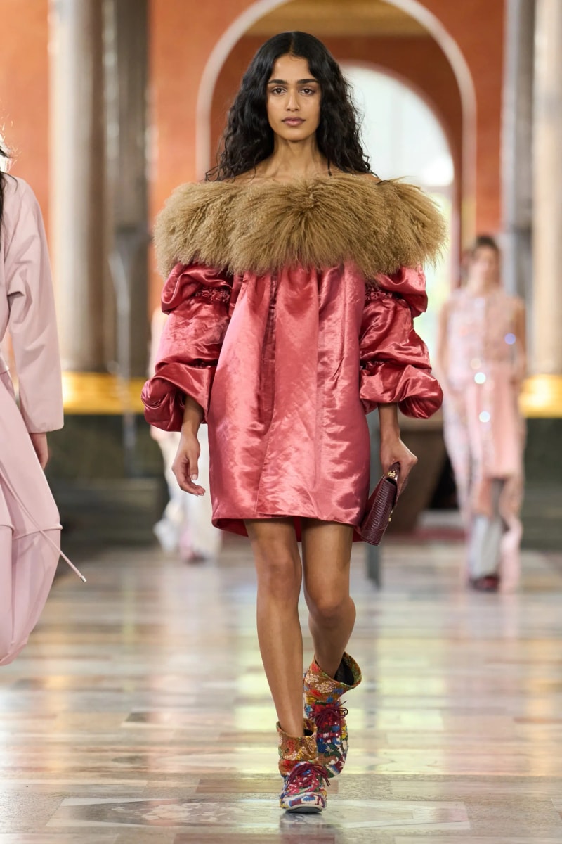 #PFW：穿越時空的奢華之旅...LOUIS VUITTON 2026 春夏，把居家生活變得精緻優雅！