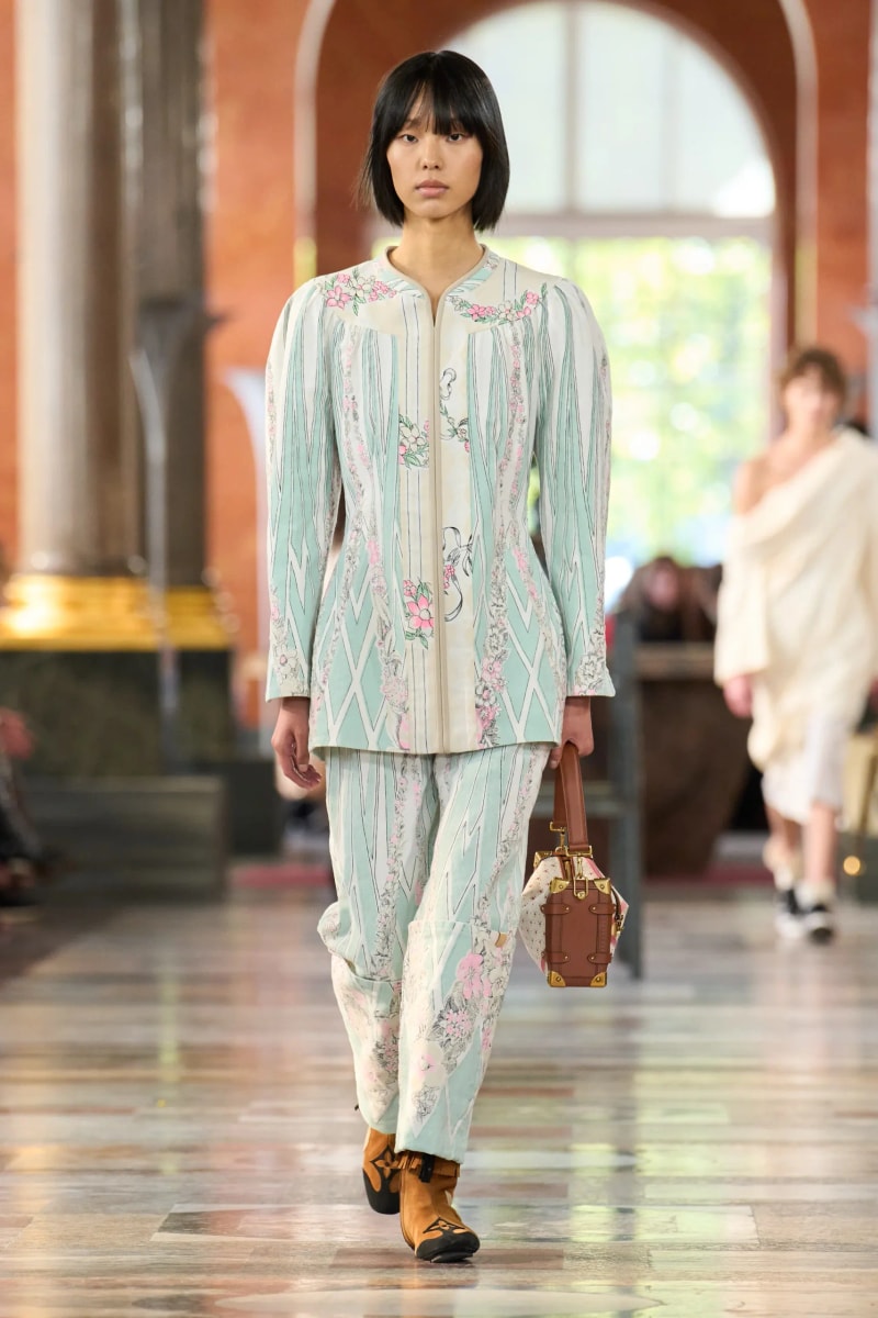#PFW：穿越時空的奢華之旅...LOUIS VUITTON 2026 春夏，把居家生活變得精緻優雅！