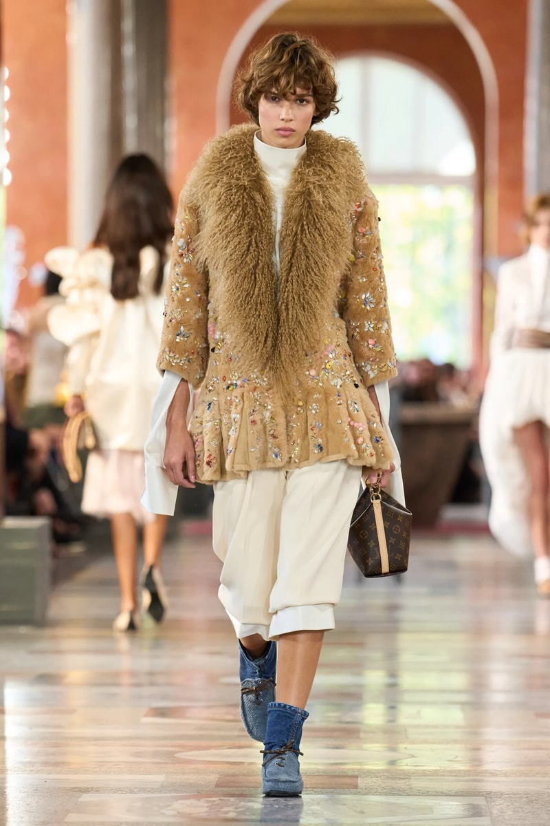 #PFW：穿越時空的奢華之旅...LOUIS VUITTON 2026 春夏，把居家生活變得精緻優雅！