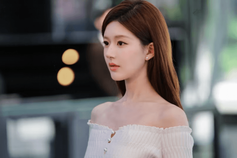 一開播就直衝熱搜！趙露思《許我耀眼》10+霸氣語錄：「要嘛一無所有，要嘛擁有一切」