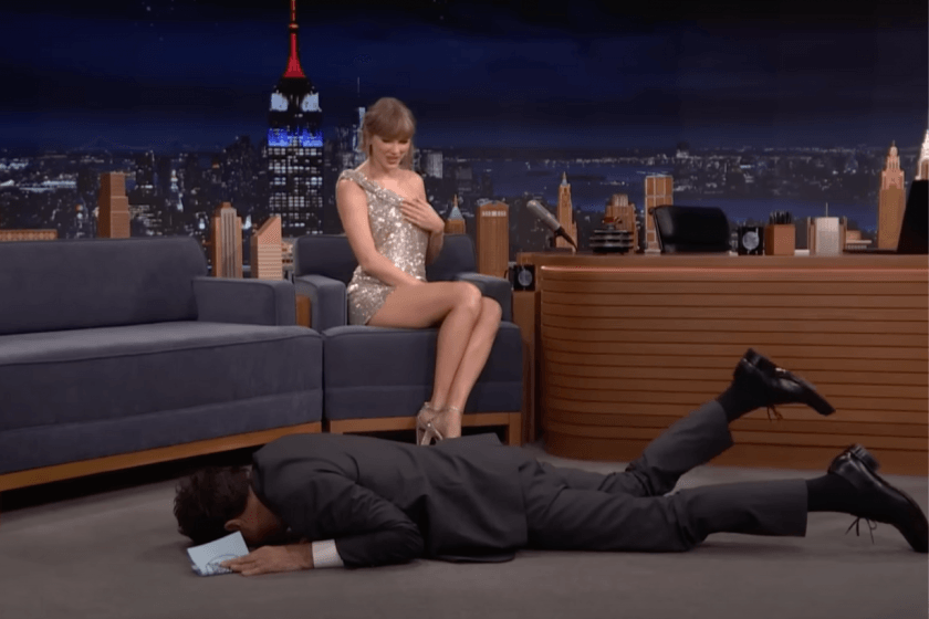 泰勒絲 Taylor Swift 幸福藏不住:節目上分享求婚幕後趣事,同時澄清「拒演超級盃」謠言!