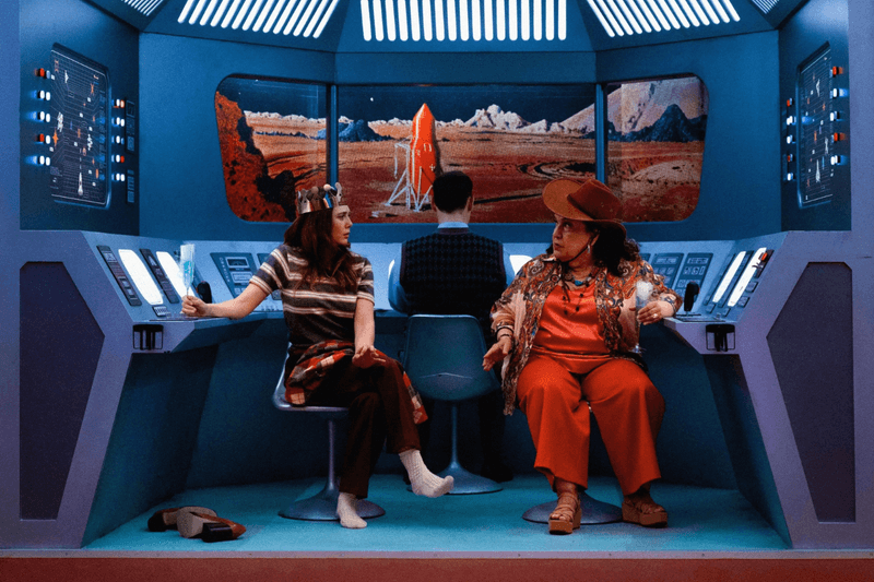 A24 Eternity Elizabeth Olsen Miles Teller Callum Turner movie trailer