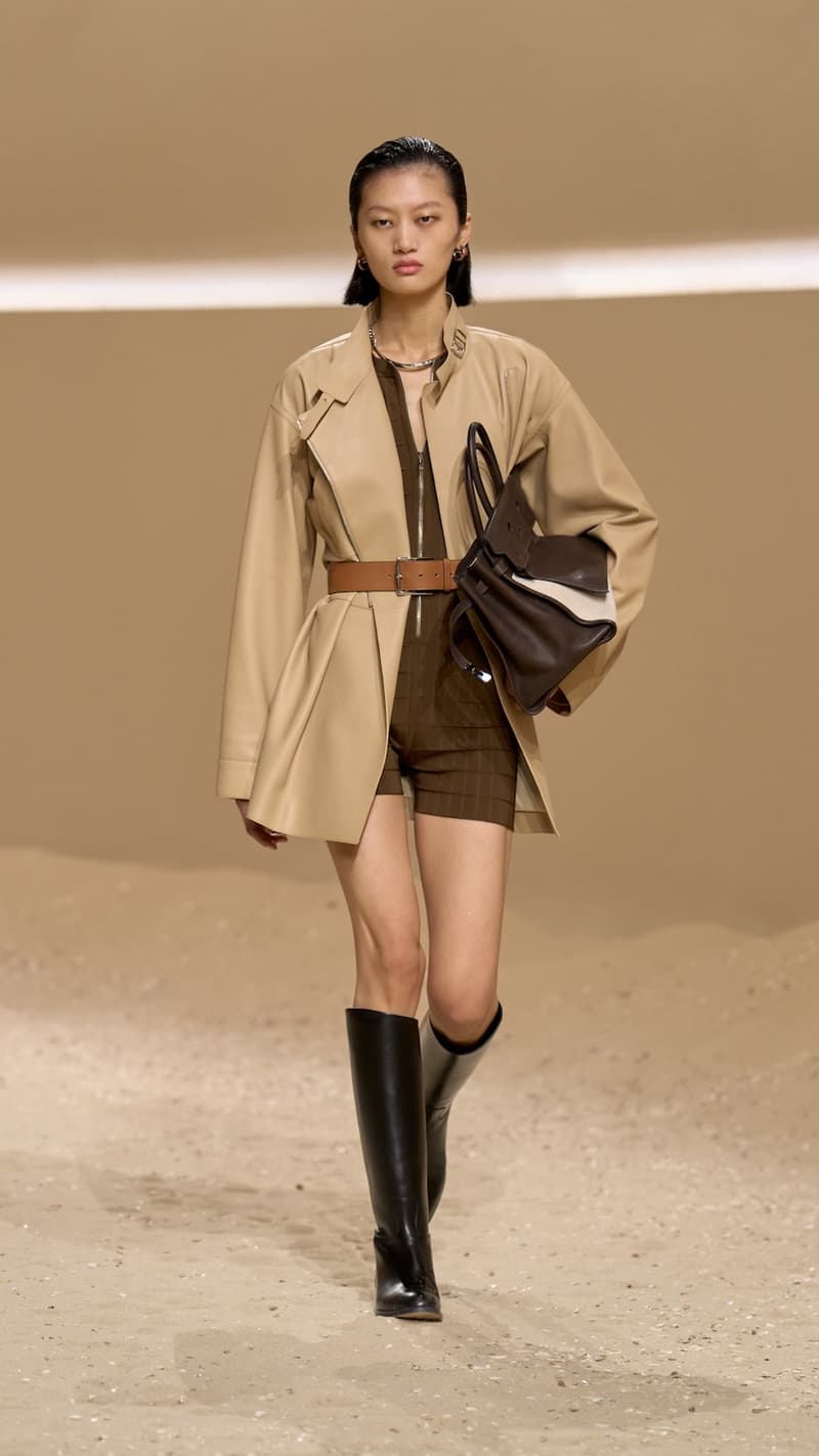 Hermès scarf tips 2026 spring summer pfw how to