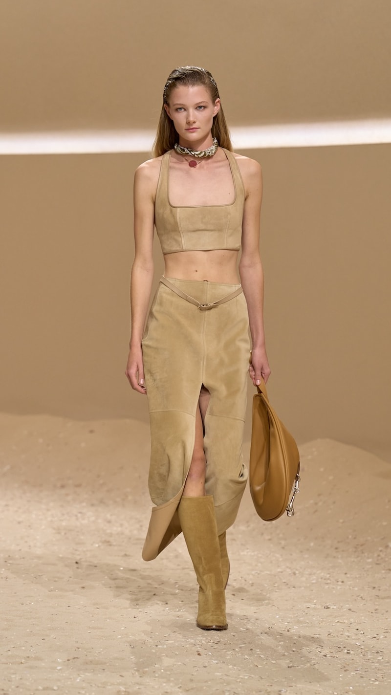 Hermès scarf tips 2026 spring summer pfw how to