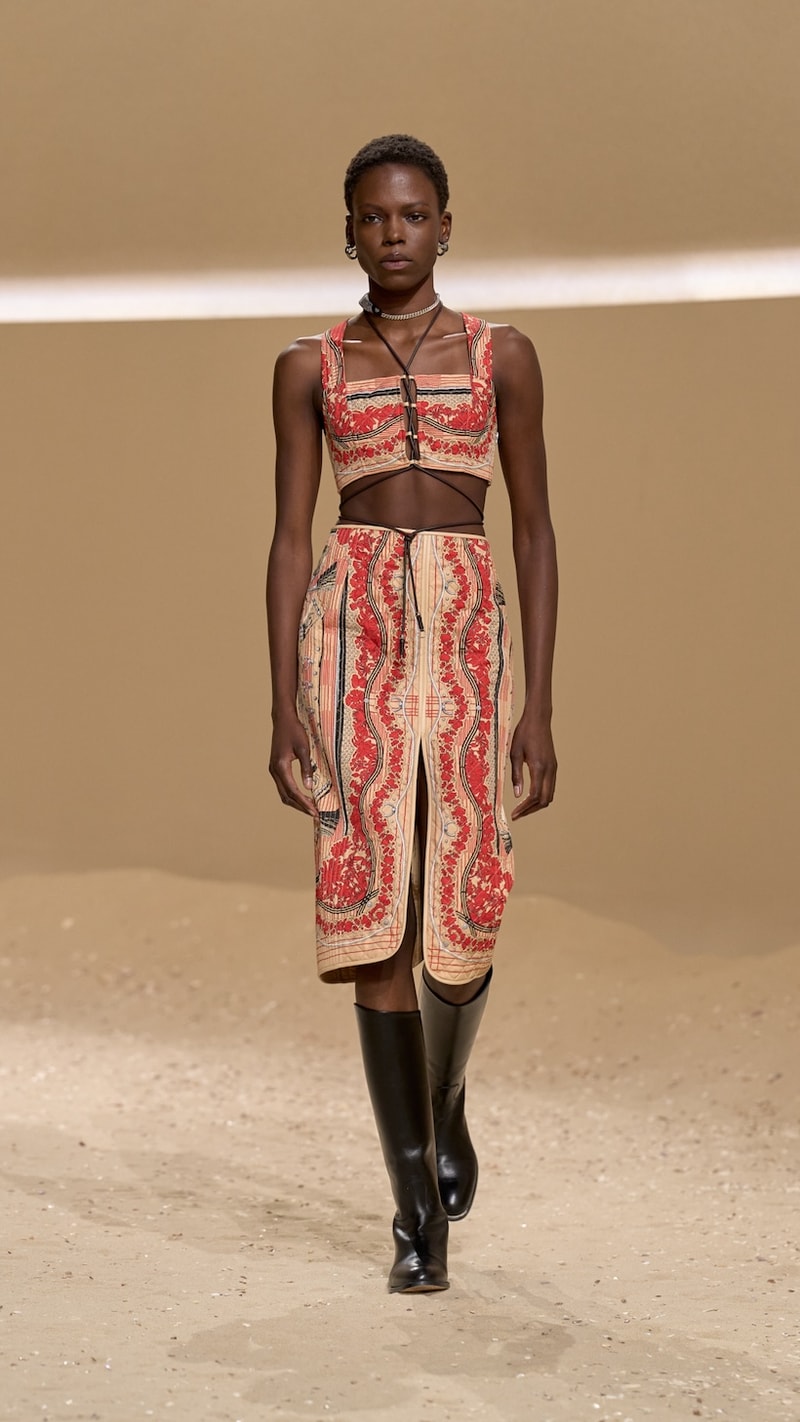 Hermès scarf tips 2026 spring summer pfw how to
