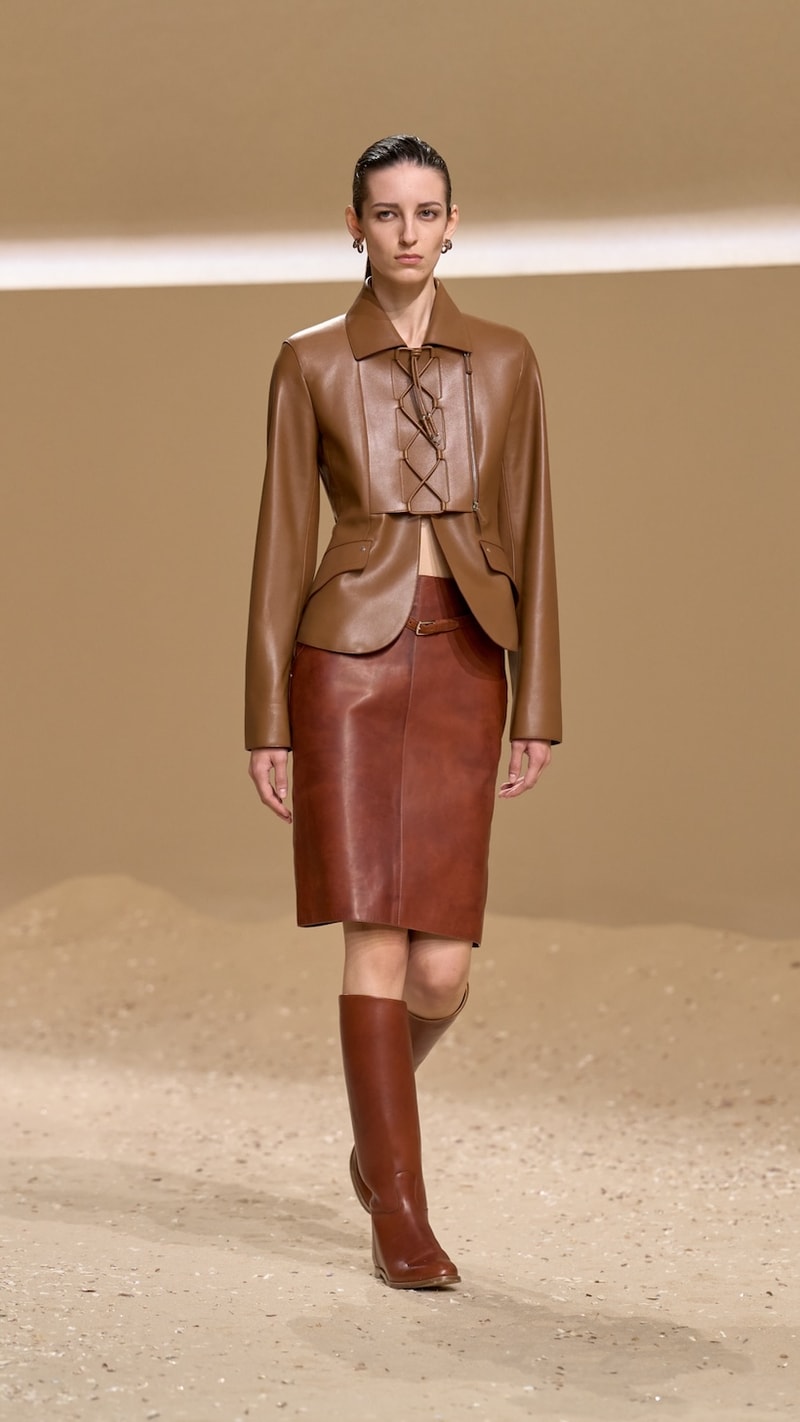 Hermès scarf tips 2026 spring summer pfw how to