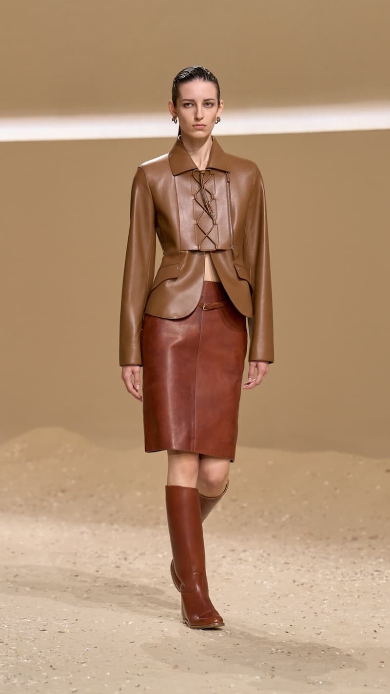 Hermès scarf tips 2026 spring summer pfw how to