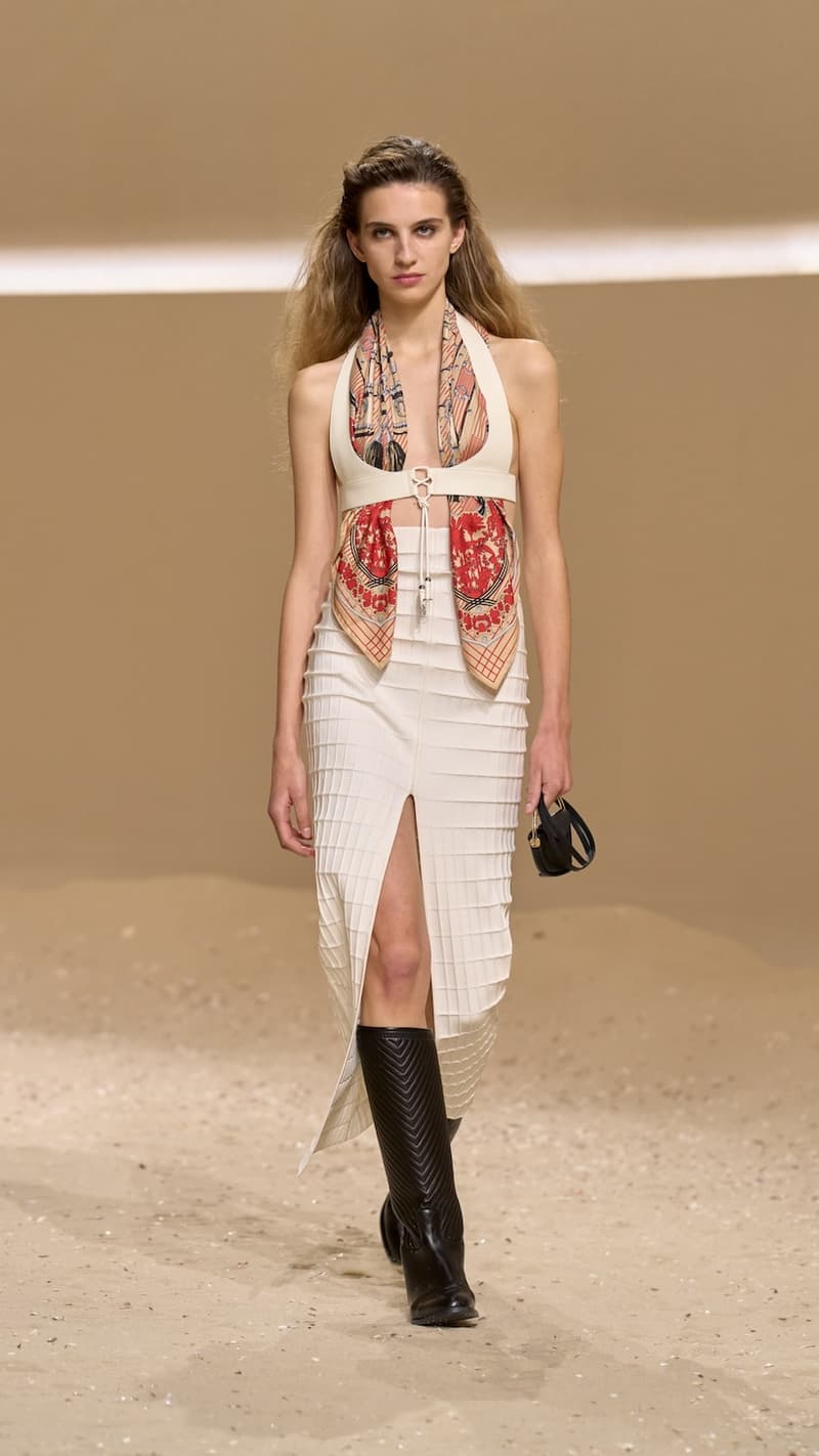 Hermès scarf tips 2026 spring summer pfw how to