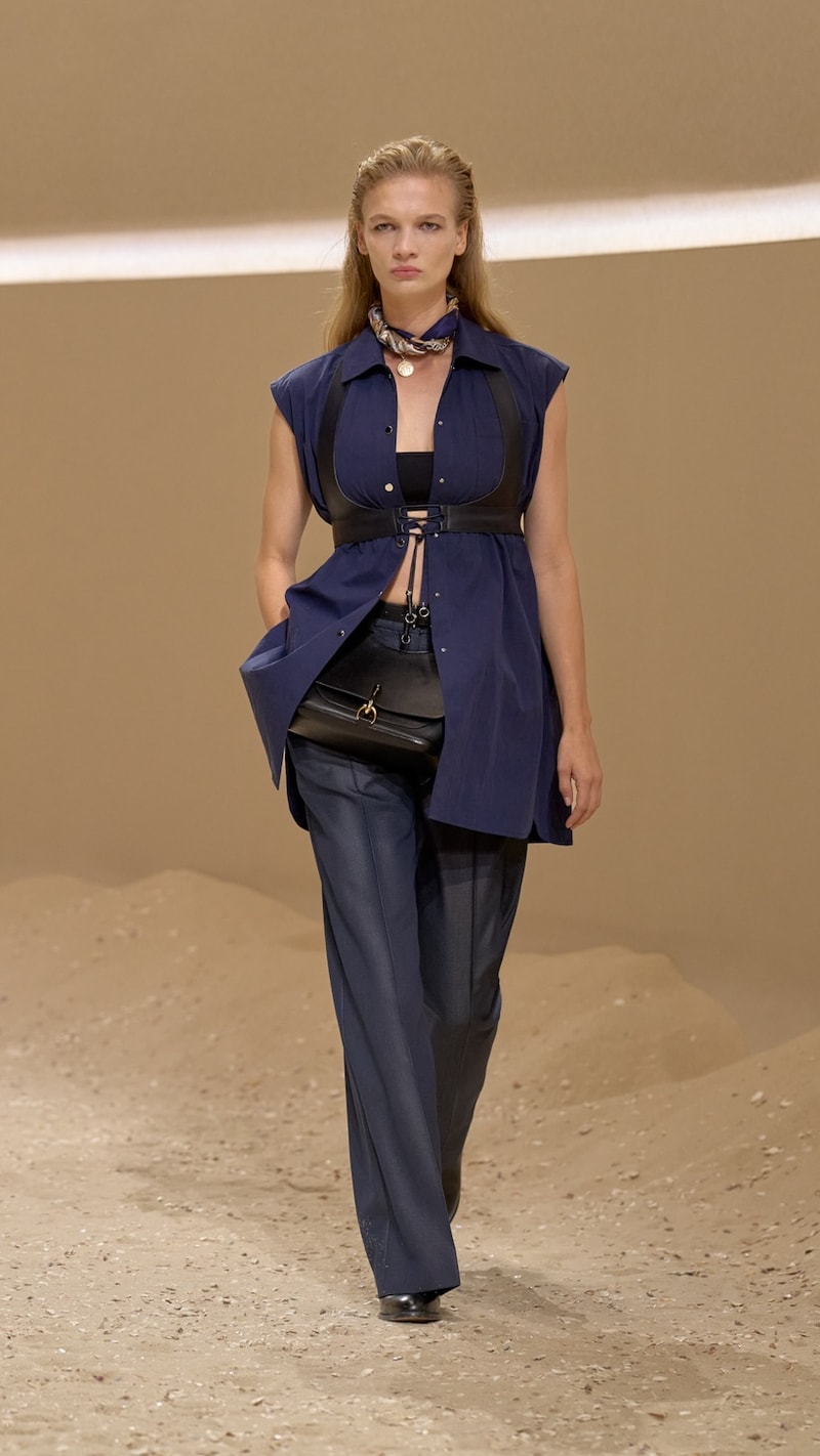 Hermès scarf tips 2026 spring summer pfw how to
