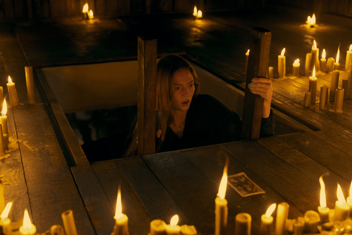 Netflix disney plus halloween Horror movie list
