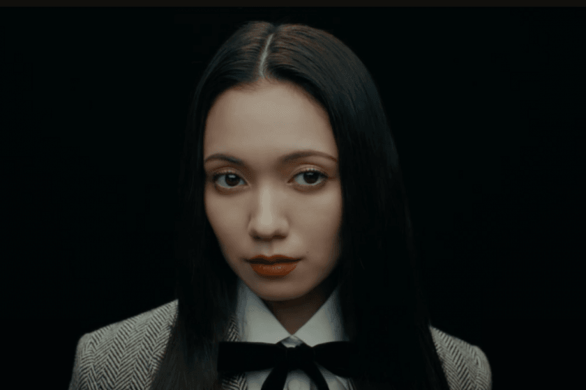 YOASOBI 六週年大驚喜:新曲〈劇上〉找來菅田將暉助陣、Ayase 首度獻聲...粉絲感動喊:「終於」!