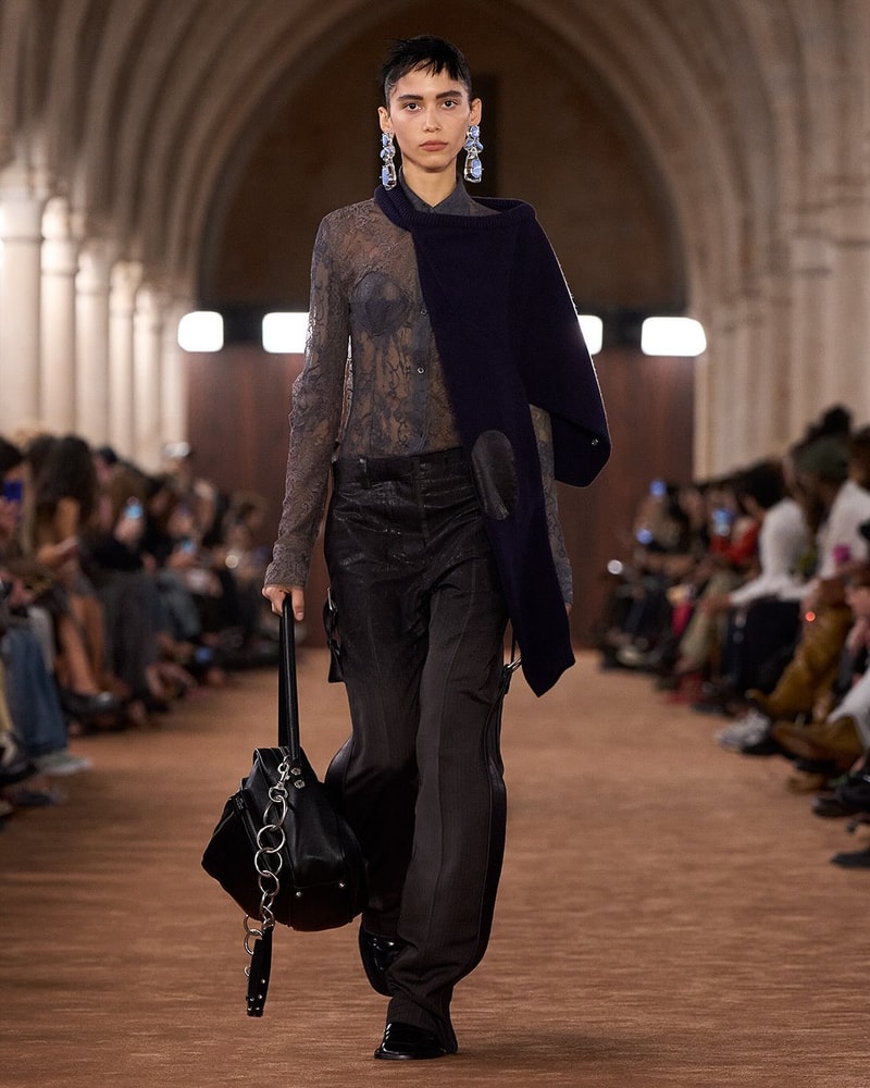 Acne Studios 2026 春夏系列打造無性別衣櫥，自己定義自己的風格！