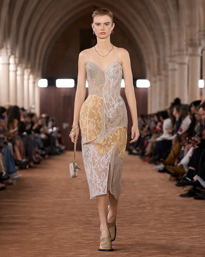Acne Studios 2026 春夏系列打造無性別衣櫥，自己定義自己的風格！