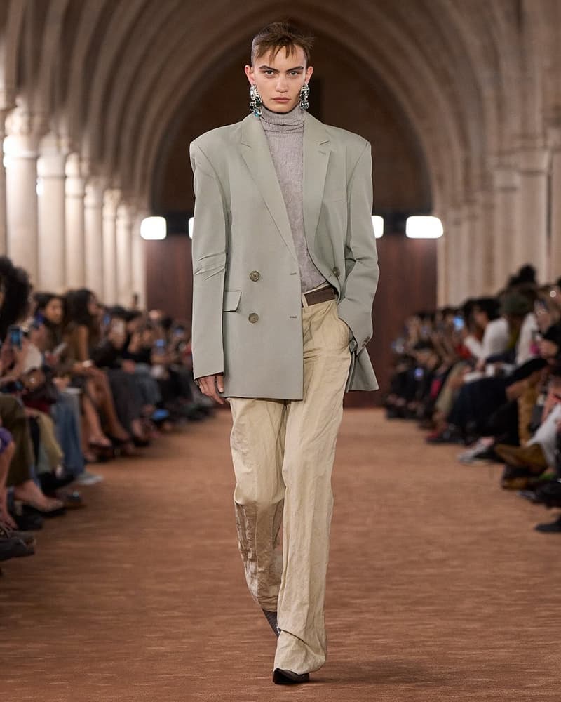 Acne Studios 2026 春夏系列打造無性別衣櫥，自己定義自己的風格！