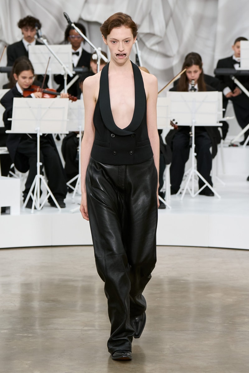 Maison Margiela SS26：詭異又清新，Glenn Martens 再次驚艷四座！
