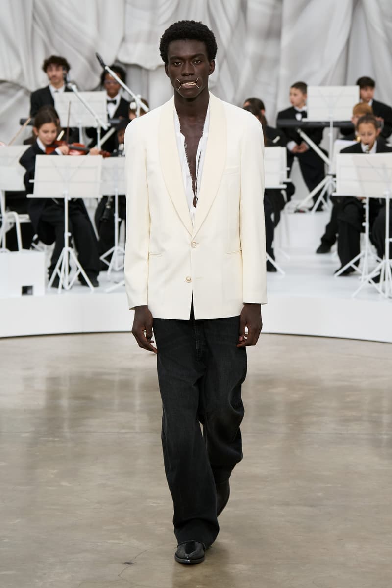 Maison Margiela SS26:詭異又清新,Glenn Martens 再次驚艷四座!