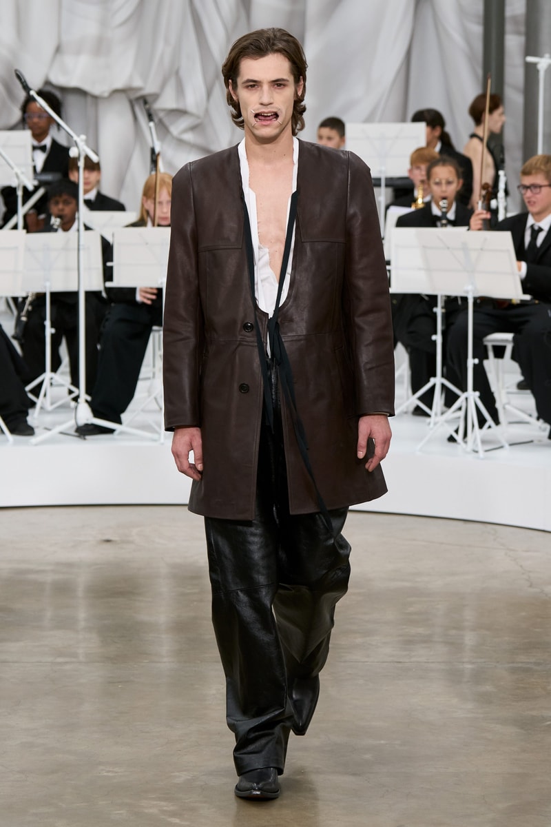 Maison Margiela SS26：詭異又清新，Glenn Martens 再次驚艷四座！