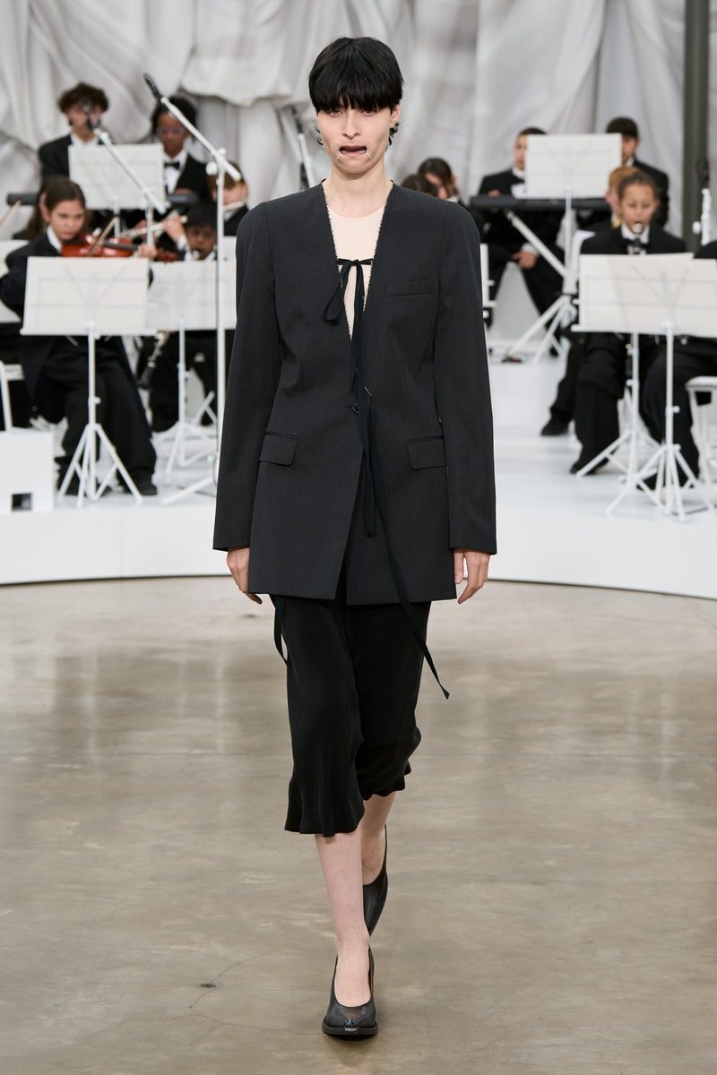 Maison Margiela SS26：詭異又清新，Glenn Martens 再次驚艷四座！