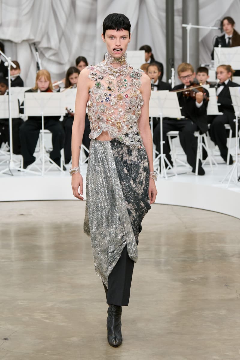 Maison Margiela SS26:詭異又清新,Glenn Martens 再次驚艷四座!