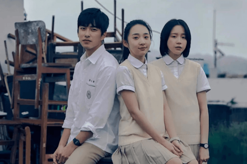 聖誕假期不無聊！Netflix 12 月片單重磅登場：《怪奇物語5結局》《艾蜜莉在巴黎5》《黑白大廚2》《認罪之罪》...