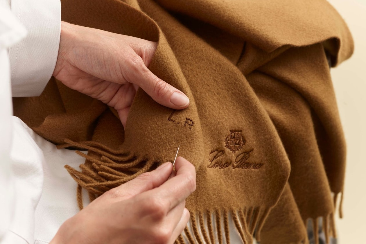 Loro Piana 最值得入手的節日禮物清單，為你增添冬日暖意