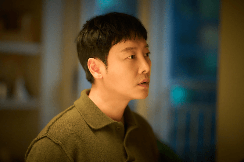 The People Upstairs 2025 film Ha Jung Woo Kong Hyo Jin 