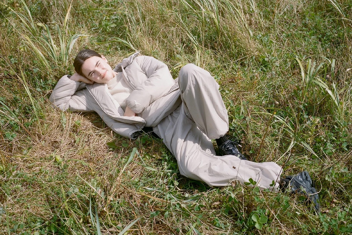 emmi mizuno 10 anniversary collabration sneakers jacket pants