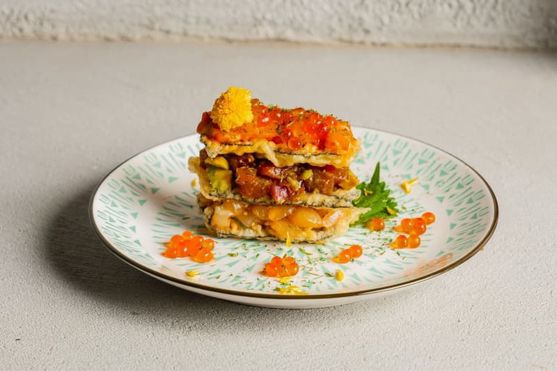 YŪJŌ 酒肉朋友：下班後的第一口自在，帶你走進灣仔最暖的現代居酒屋