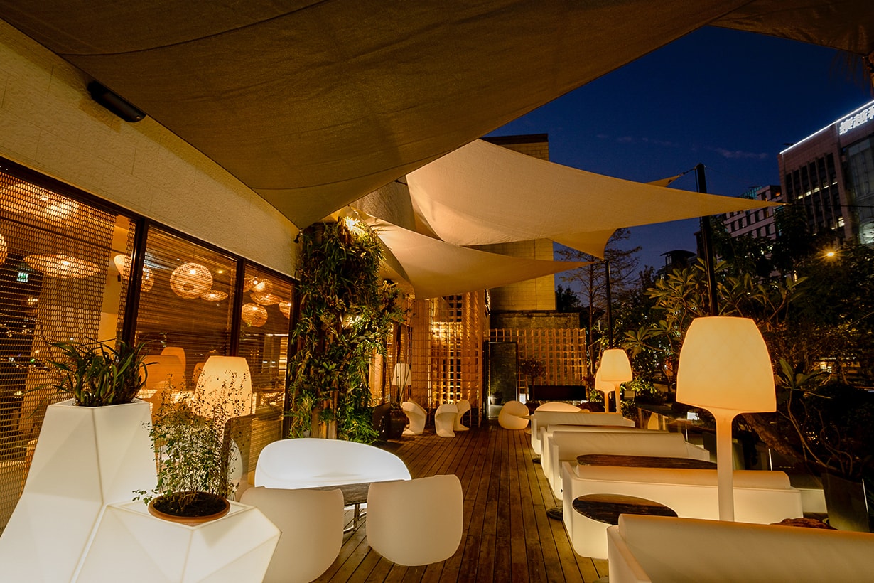 poetry dazhi brunch bistro pet friendly taipei