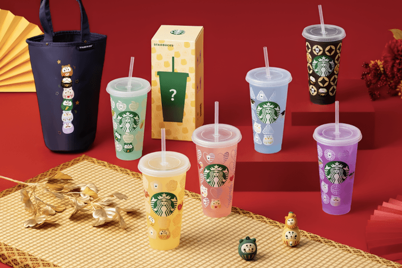 2026 就用 Stabucks 開啟！星巴克「馬年限定」周邊：招財貓飲料袋、達摩變色冷水杯...開運全收！