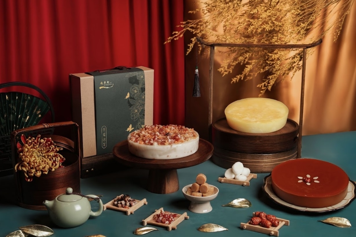 2026-chinese-lunar-new-year-year-of-horse-gift-set-dessert-box-hamper-boutique-hotel-recommendation