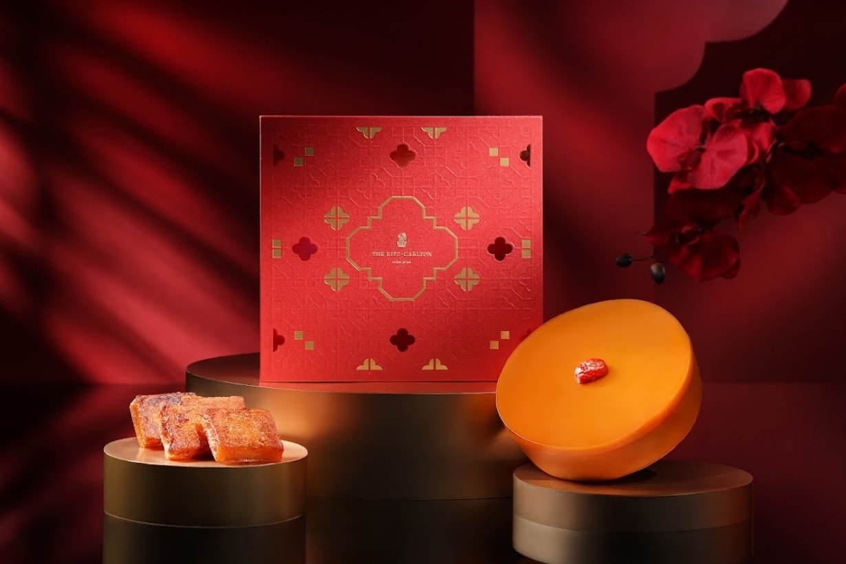 2026-chinese-lunar-new-year-year-of-horse-gift-set-dessert-box-hamper-boutique-hotel-recommendation