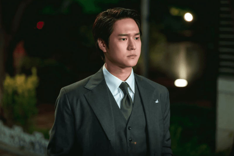 爆笑職場戀愛喜劇來襲！《臥底洪小姐》朴信惠短髮裝嫩、搞怪回歸，ITZY 申有娜戲劇首秀大圈粉