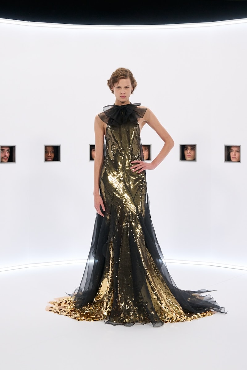 Valentino 2026 haute couture Kaiserpanorama setting reason 