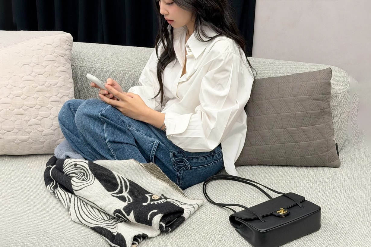 chanel jennie flap bag clotch with strap size price color