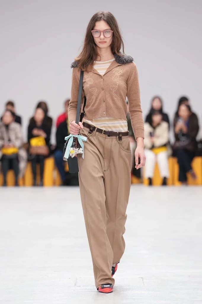 #MFW: Will Girls Fall for Onitsuka Tiger? MEXICO 66’s New Hybrid Kicks Rewrite the Nerdy Chic Playbook!