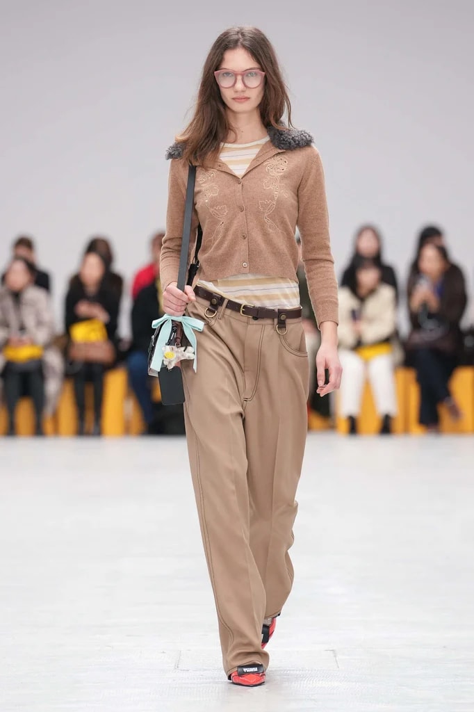 #MFW: Will Girls Fall for Onitsuka Tiger? MEXICO 66’s New Hybrid Kicks Rewrite the Nerdy Chic Playbook!