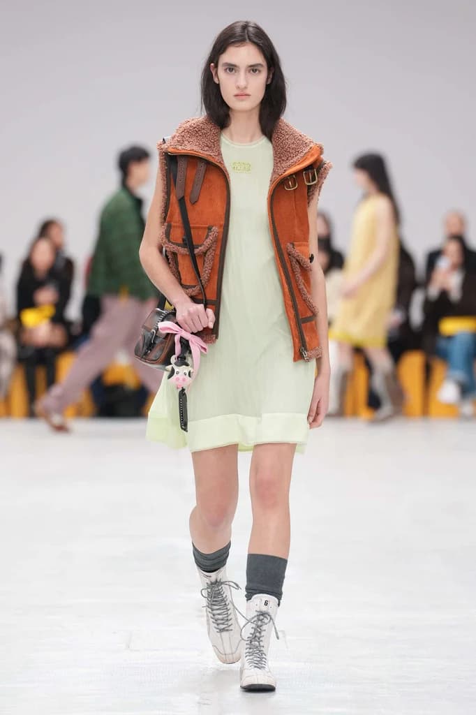 #MFW: Will Girls Fall for Onitsuka Tiger? MEXICO 66’s New Hybrid Kicks Rewrite the Nerdy Chic Playbook!