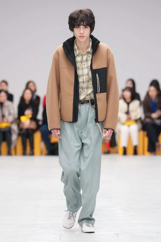 #MFW: Will Girls Fall for Onitsuka Tiger? MEXICO 66’s New Hybrid Kicks Rewrite the Nerdy Chic Playbook!