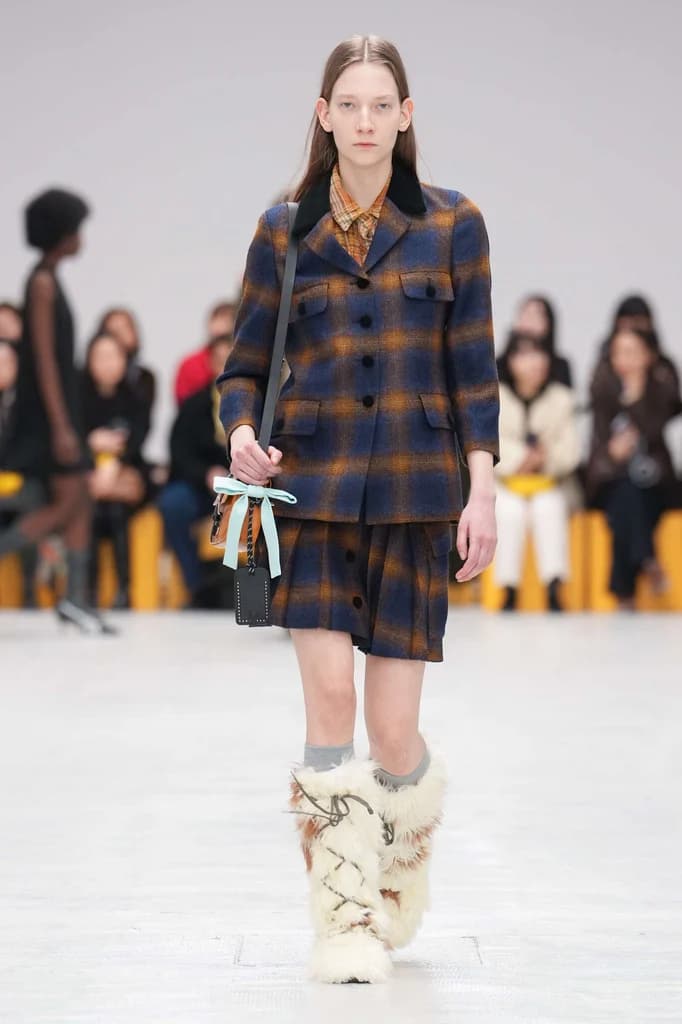 #MFW: Will Girls Fall for Onitsuka Tiger? MEXICO 66’s New Hybrid Kicks Rewrite the Nerdy Chic Playbook!