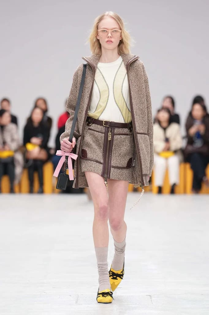 #MFW: Will Girls Fall for Onitsuka Tiger? MEXICO 66’s New Hybrid Kicks Rewrite the Nerdy Chic Playbook!