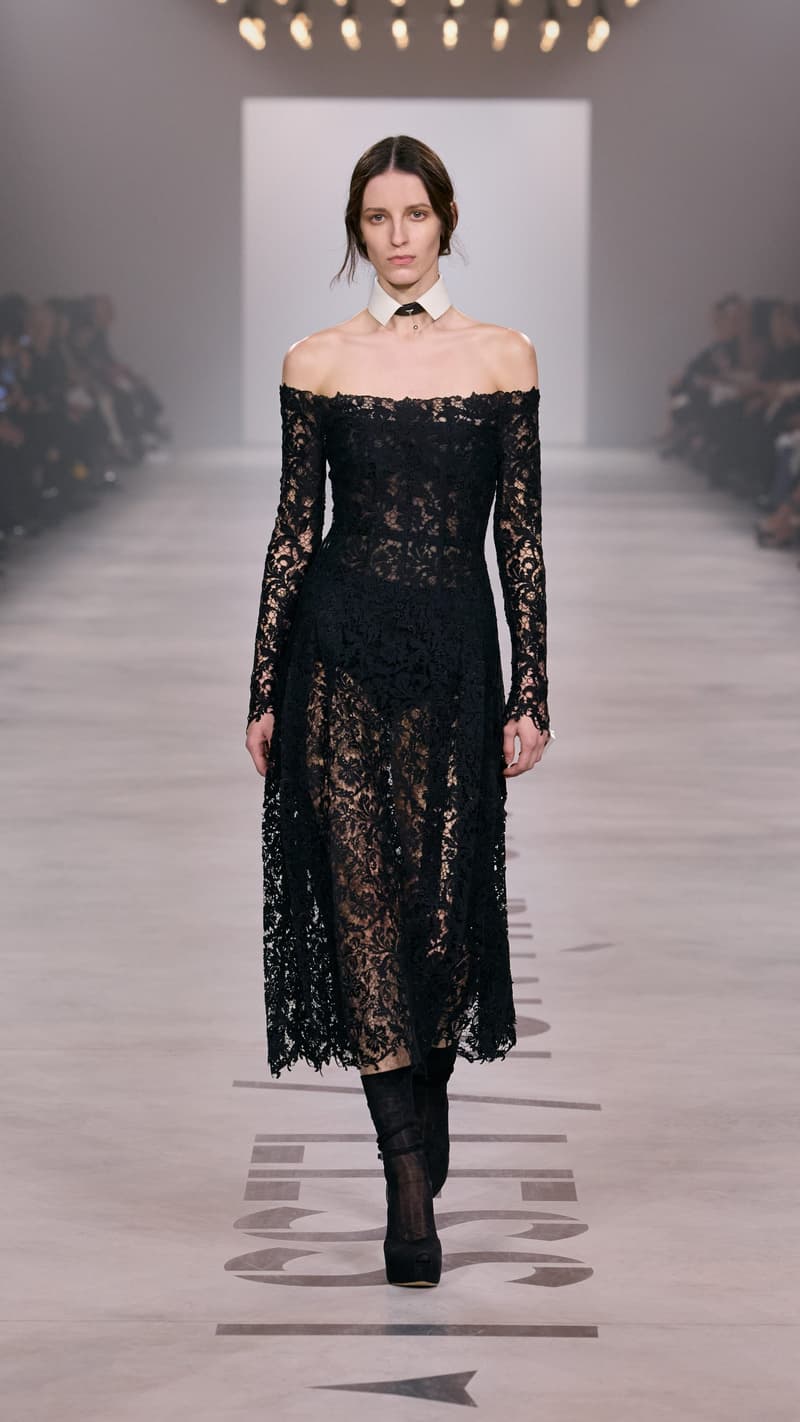 MFW：Maria Grazia Chiuri 於 FENDI 首章登場，把優雅從伸展台溫柔交還給我們！