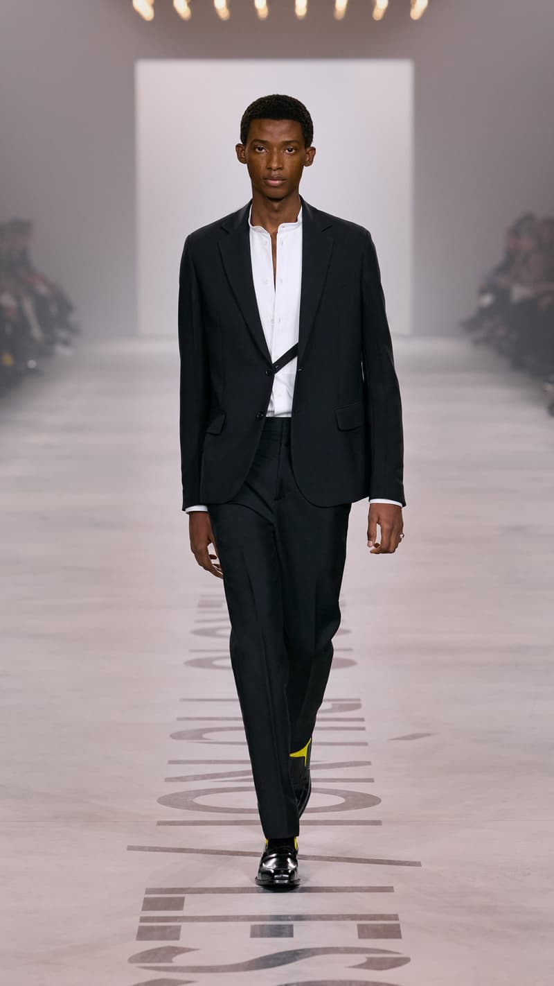 MFW：Maria Grazia Chiuri 於 FENDI 首章登場，把優雅從伸展台溫柔交還給我們！